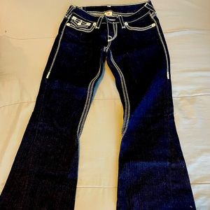 WOMEN DARK DENIM TRUE RELIGION JEANS W/WHITE STITCH WAIST 29